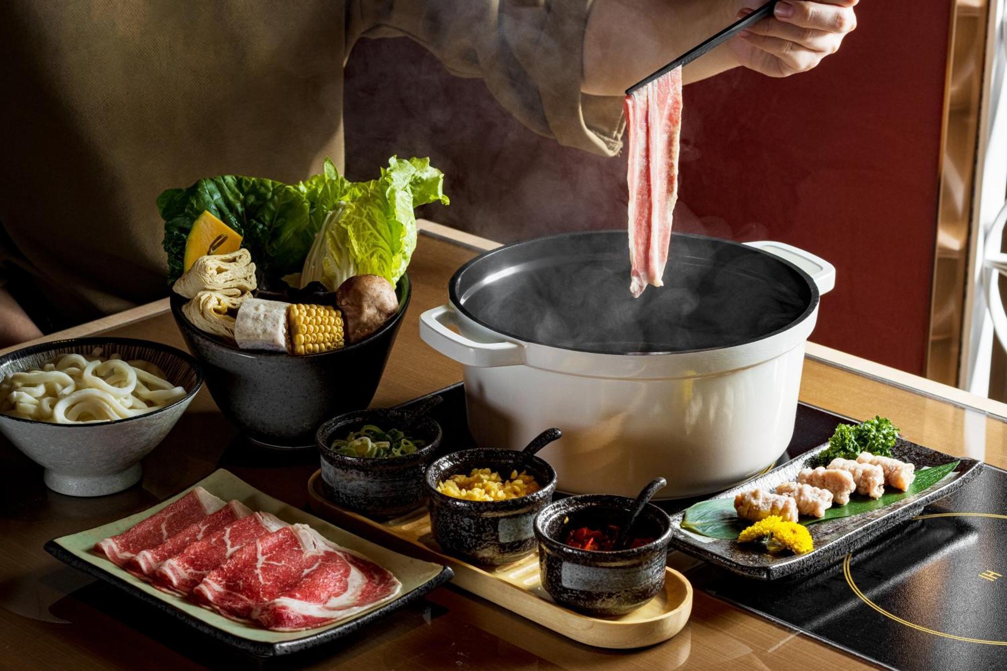 Tai Urban Resort 카오슝 외부 사진 A hot pot