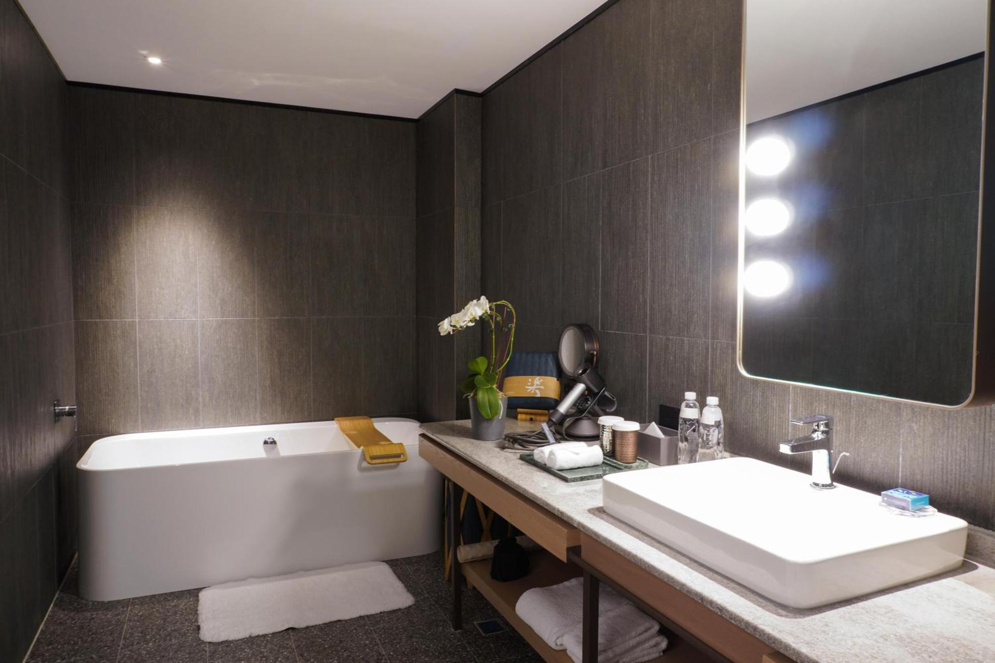 Tai Urban Resort 카오슝 객실 사진 Bathroom